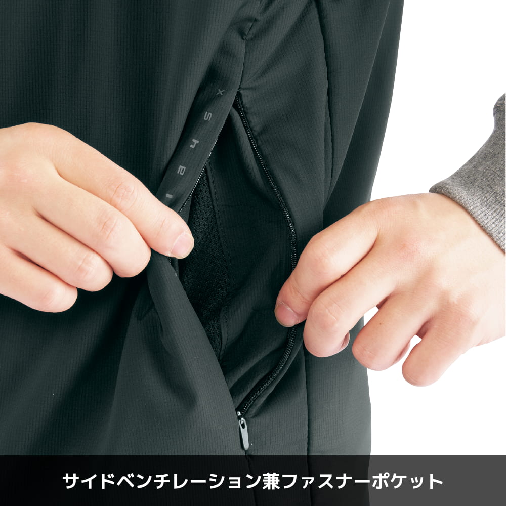 ブラック