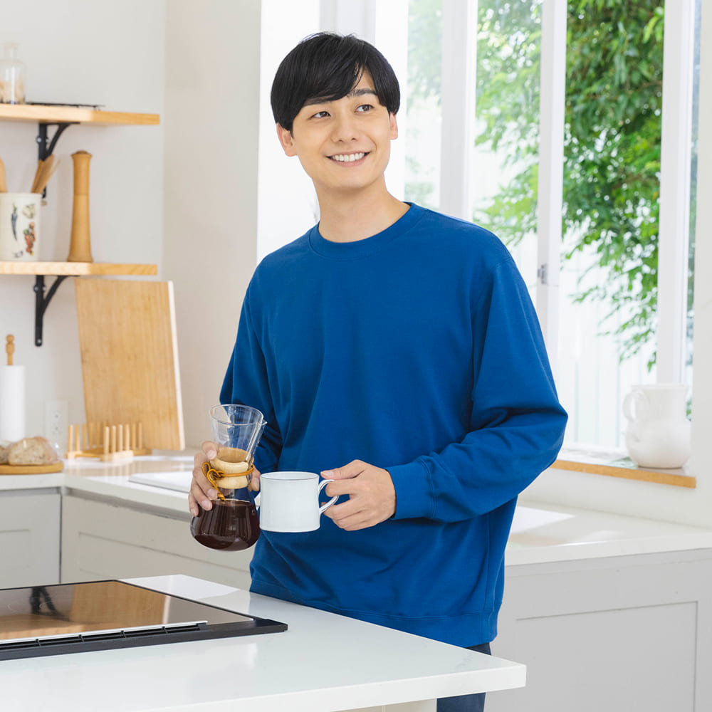ブラック