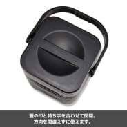 ブラック