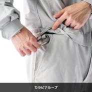 ブラック