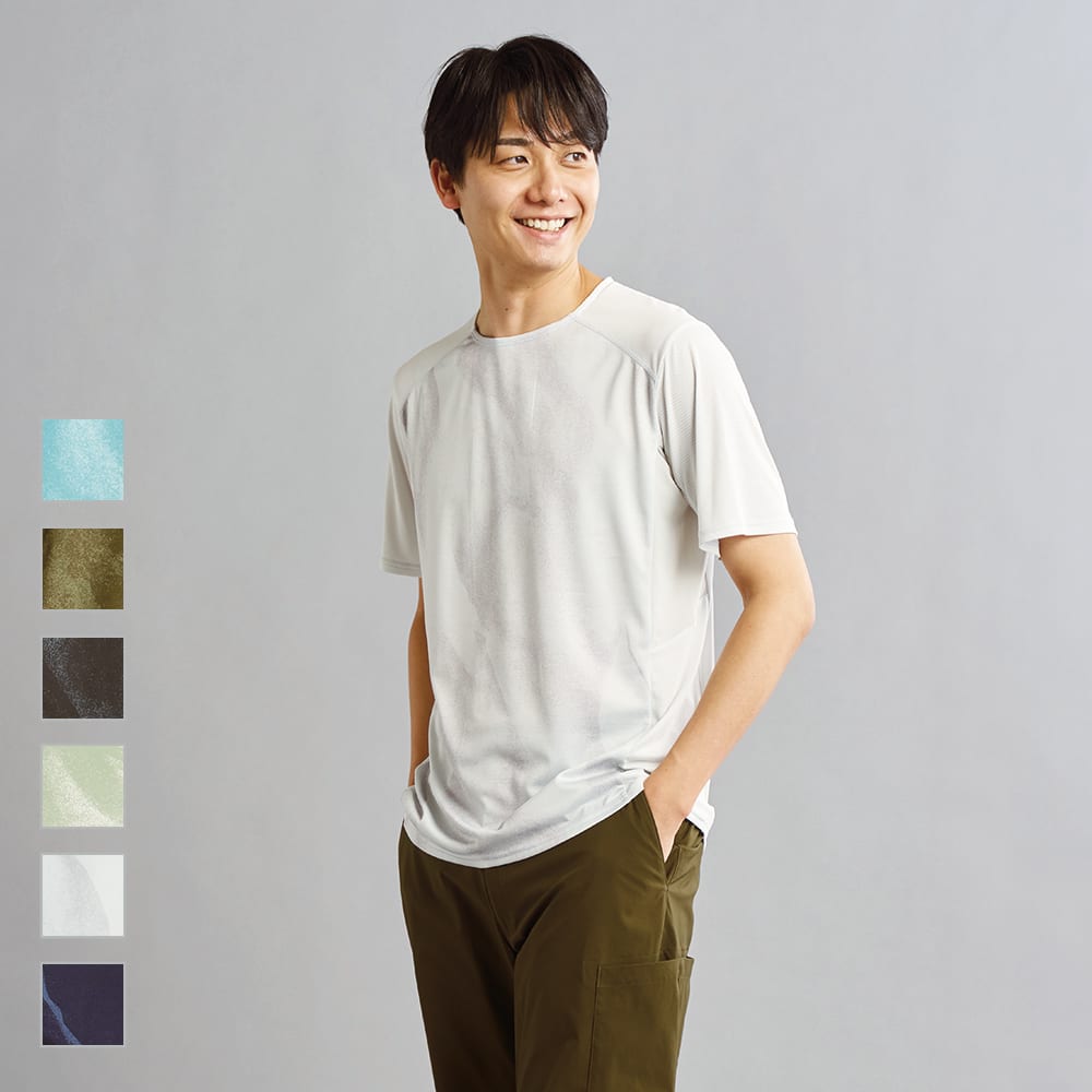 ブラック